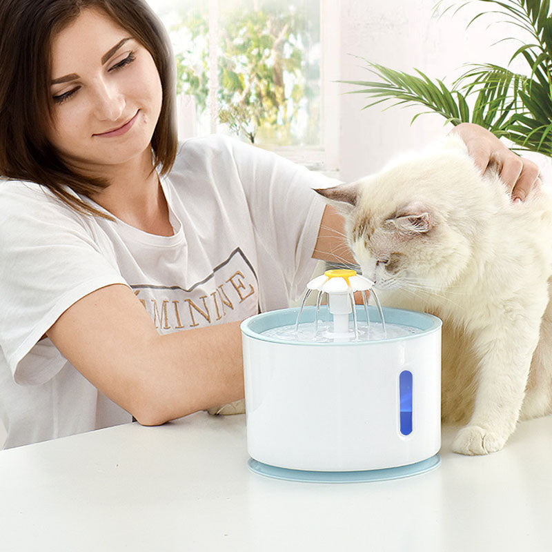 Pet Water Dispenser | Cat Water Dispenser | Urbane Aisle