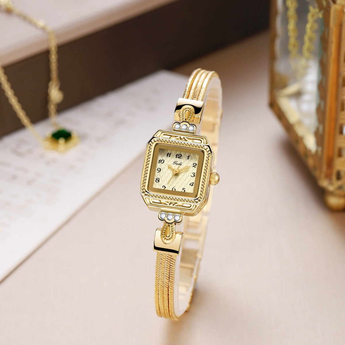 Fashion Women's High Sense Watch